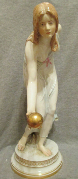 Porcelaine de Meissen de "Walter Schott" Titré "La joueuse de balle" 1898