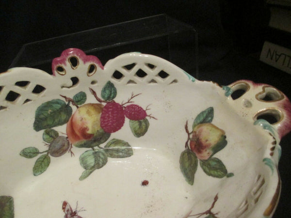 Panier d'époque ancre rouge en porcelaine de Chelsea 1752-56... Rare