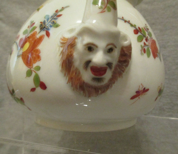 Meissen Frühe Tischchenmuster-Masken-Teekanne, 18. Jh 