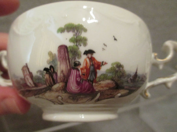 Scénique En Porcelaine De Meissen Moulé Ecuelle 1740. 