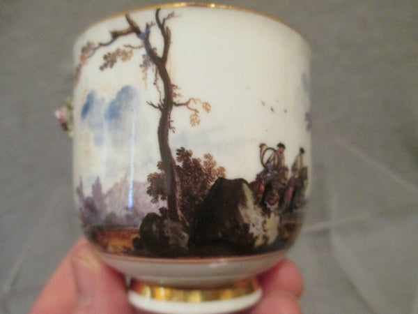 Meissen Continuous Hunting Scene Cup