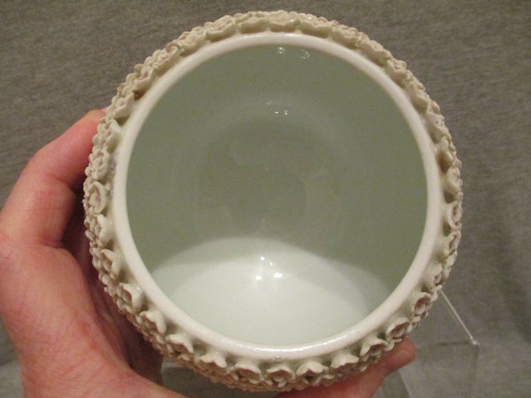 Pot à couvercle Schneeballen en porcelaine de Meissen (2 sur 2) 