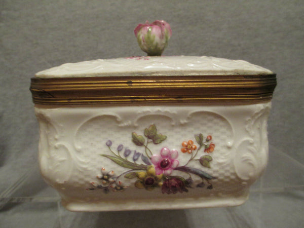 Meissen Casket Scenic Casket.... Circa 1755