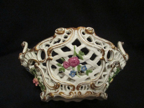 Meissen Fruit Moulded Basket, Dot Period 1763 - 1774 Drehers Marks (No 4)
