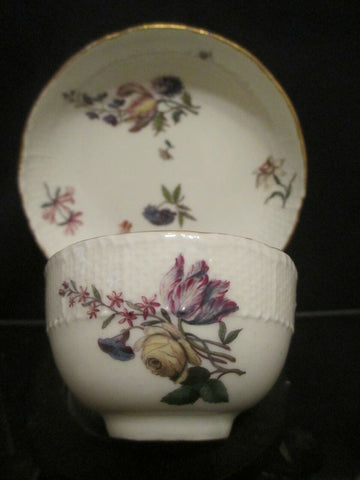 Bol à Thé Miniature et Soucoupe En Porcelaine De Meissen 1740 