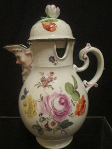 Pot à Chocolat Maskaron En Porcelaine De Meissen 1740