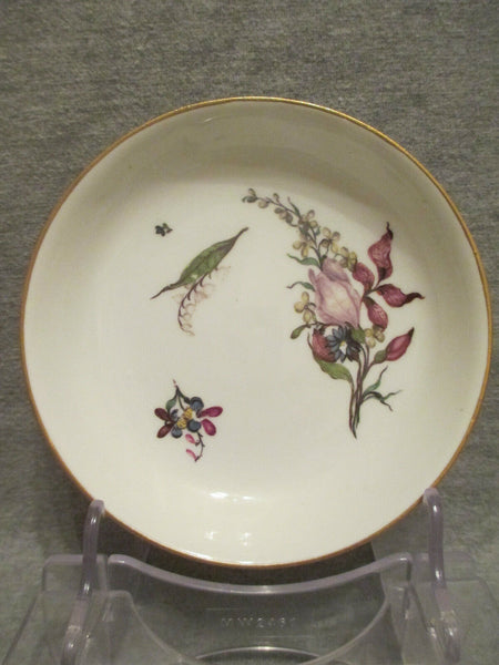 Meissen Porcelain Saucer with Woodcut Flowers and Inventory Number. Early 1700's