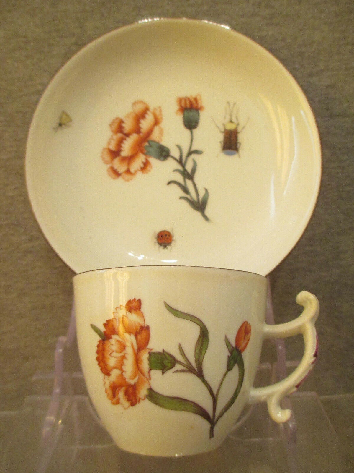 Meissen Porcelaine Klinger Bugs &amp; Flowers, Tasse à Thé &amp; Soucoupe 1735