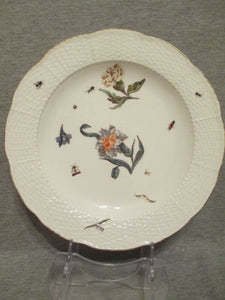 Meissener Porzellan-Essteller mit Klinger-Käfern und Blumen 1740 (3) 