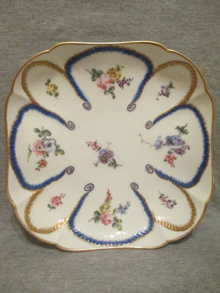 Plat De Service Carré En Porcelaine De Sèvres 1770 