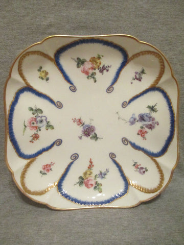 Plat De Service Carré En Porcelaine De Sèvres 1770 