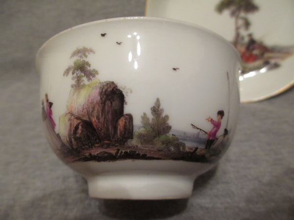 Meissen Tea Bowl & Saucer, 1735. Herold (Rare)