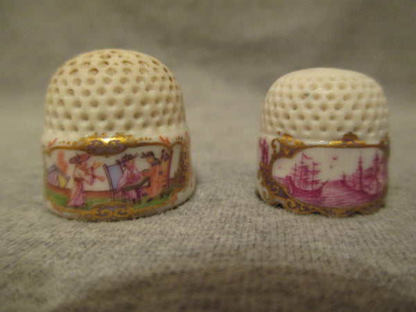 Meissen Thimble with kauffahrtei Scenes.