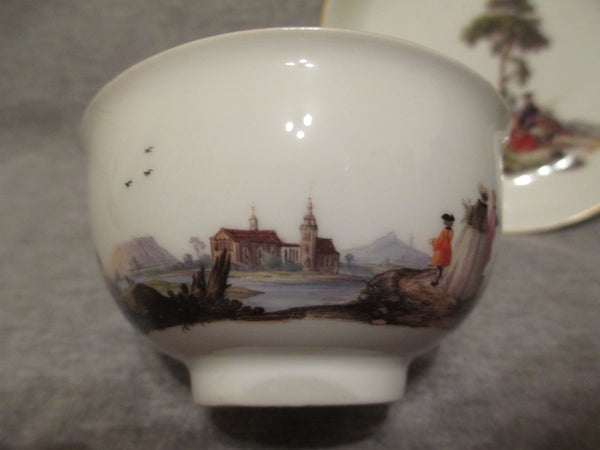 Meissen Tea Bowl & Saucer, 1735. Herold (Rare)