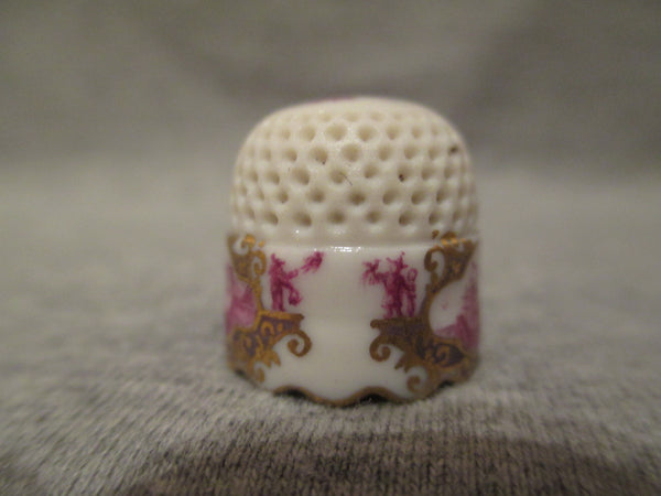 Meissen Thimble with kauffahrtei Scenes.