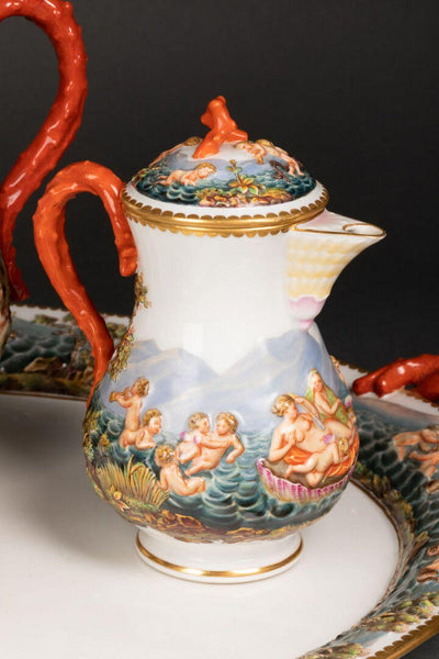 Tête-à-tête en porcelaine de Meissen de style Capodimonte dans un étui de voyage