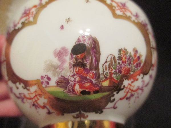 Meissen Chinoiserie Teeschale und Untertasse 1735. 