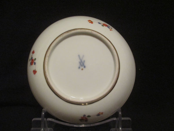 Bol à thé et soucoupe Meissen Chinoiserie 1735. 