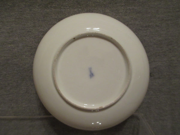 Meissen Tea Bowl & Saucer, 1740's