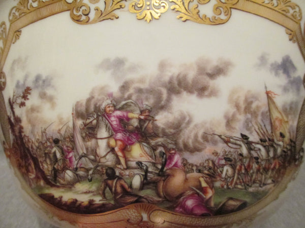 Meissen Basin with Battle Scenes (huge)..... 1740