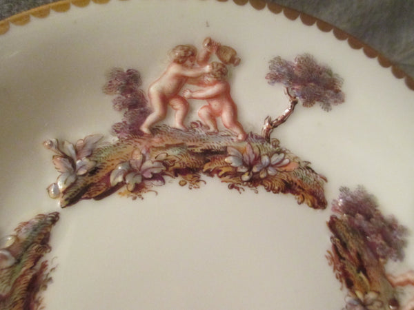 Bécher et soucoupe en porcelaine de Meissen Style Capodimonte 19ème C Rare