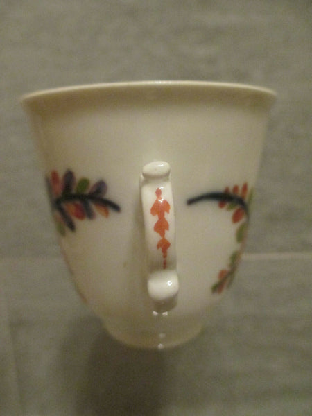 Bécher Tischchenmuster en porcelaine de Meissen début des années 1700...... (No 1) 