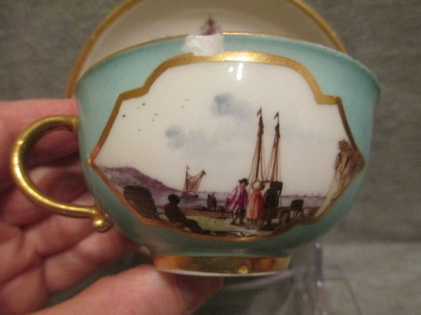 Tasse à thé et soucoupe Kauffahrtei en porcelaine de Meissen. 1730 (n°7)