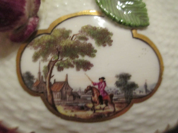 Soupière et Plateau Moulé Scénique Ozier En Porcelaine De Meissen 1740