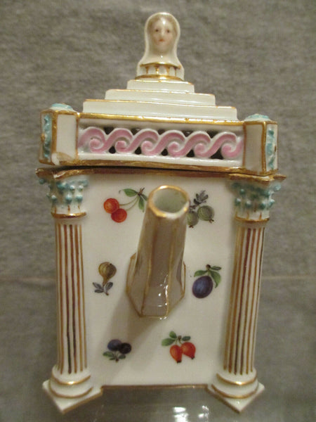 Cafetière Scénique En Porcelaine De Meissen, 1880