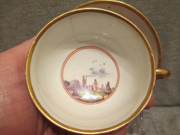 Tasse à thé et soucoupe Kauffahrtei en porcelaine de Meissen. 1730 (n°8)