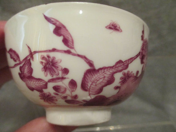 Meissen Porcelain, Puce Kakiemon Tea Bowl 1735