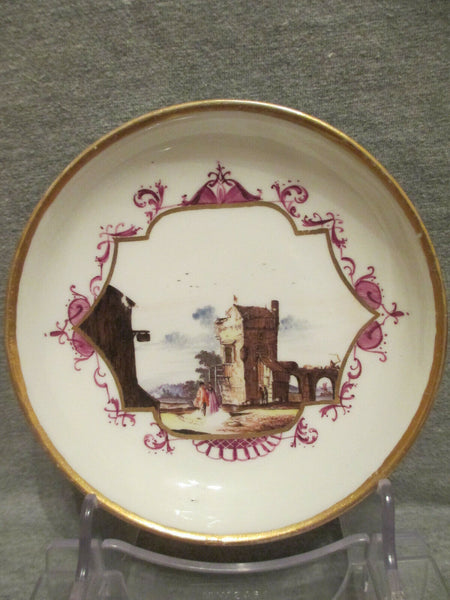 Tasse à thé et soucoupe Kauffahrtei en porcelaine de Meissen. 1730 (n°6)