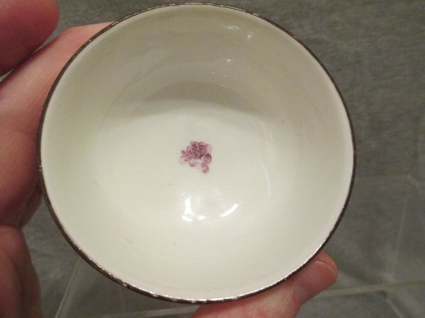 Meissen Porcelain, Puce Kakiemon Tea Bowl 1735