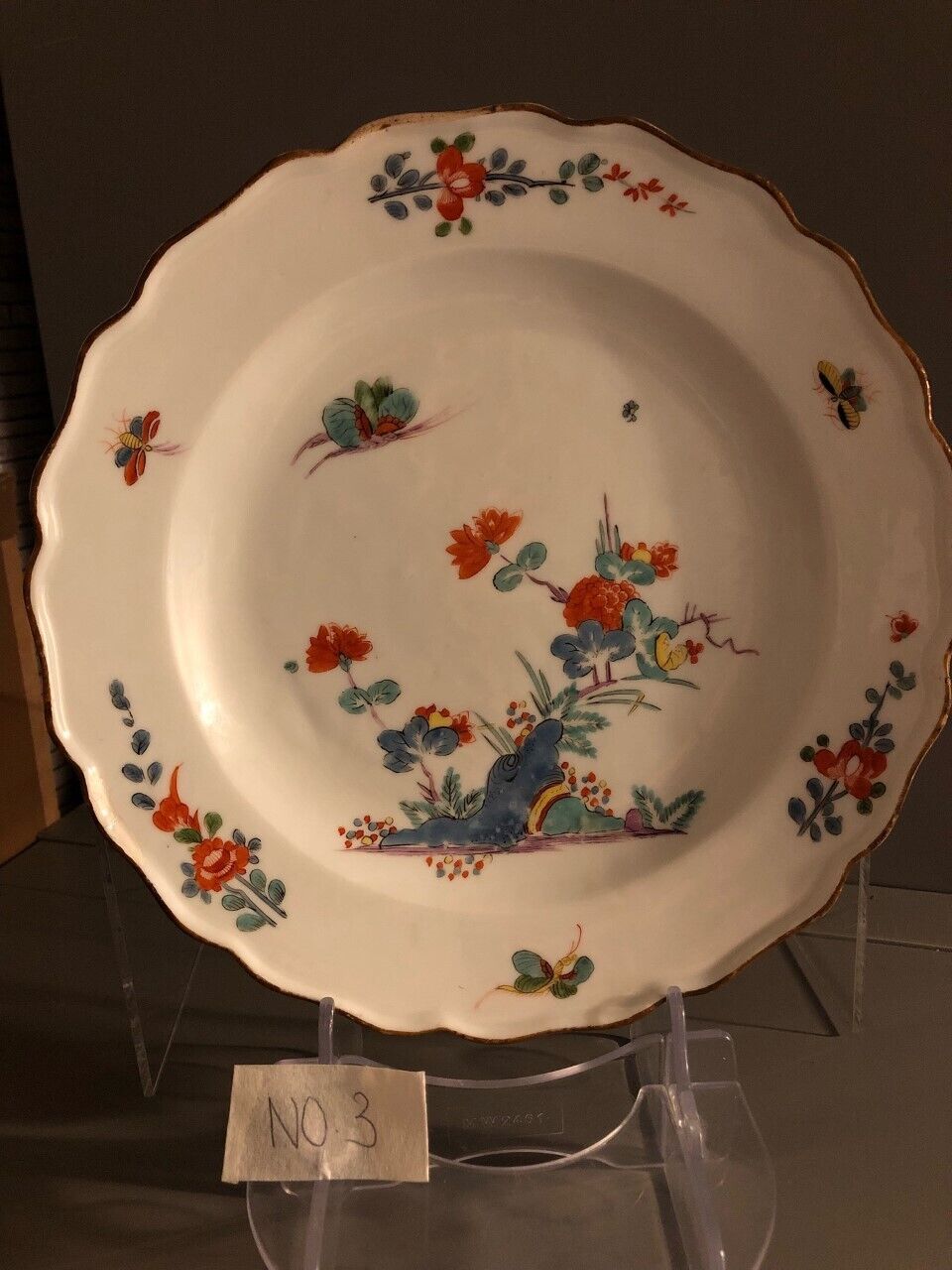 Assiette Kakiemon en porcelaine de Meissen aux papillons 1735 (n° 3) 