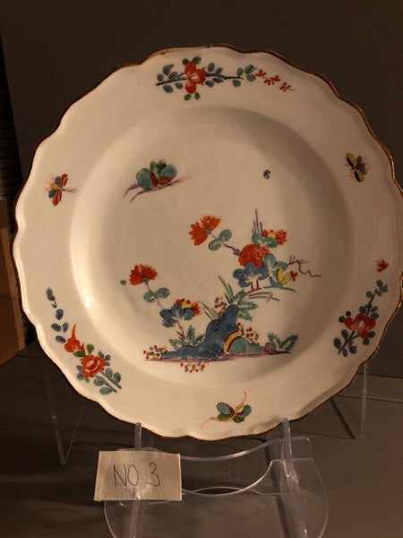 Meissener Kakiemon-Teller aus Porzellan mit Schmetterlingen, 1735 (Nr. 3) 