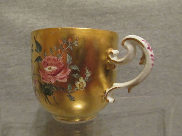 Tasse à thé florale dorée Meissen, années 1700 