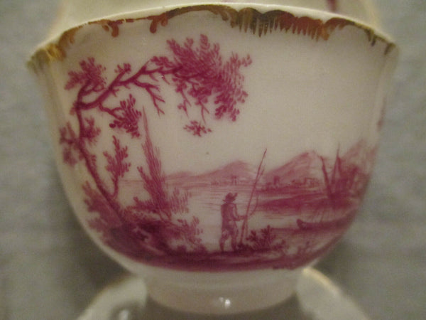 Porcelaine de Ludwigsburg, Porcelaine, Porzellan Scenic Cup &amp; Saucer.1700's 