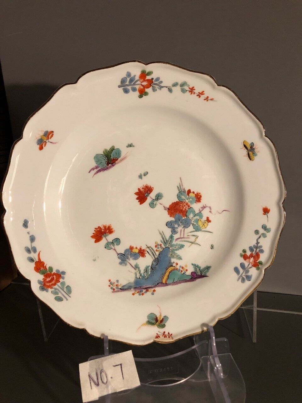 Assiette Kakiemon en porcelaine de Meissen aux papillons 1735 (n° 7) 