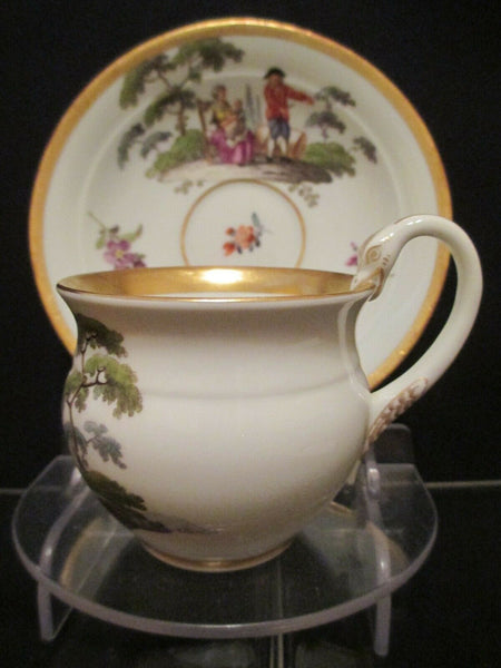 Tasse et soucoupe scène Tenniers en porcelaine de Meissen (1)