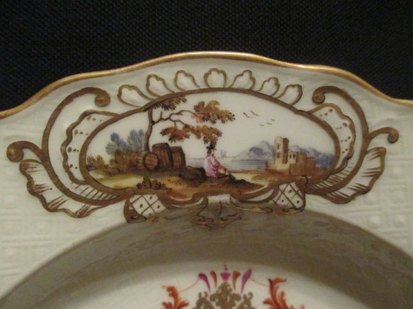 Assiette creuse panoramique en porcelaine de Meissen 1740 