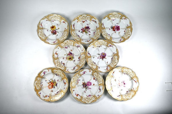 KPM Berlin Porcelain Floral Suite of Meat and Dinner Plates