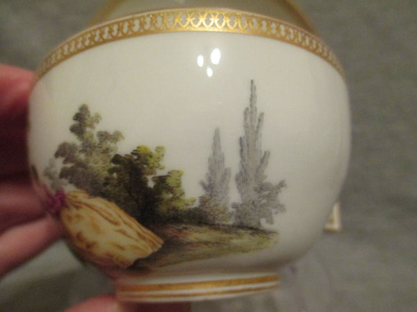 Porcelaine De Meissen, Tasse Et Soucoupe Marcolini, Circa 1774