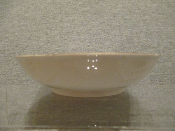 Porcelaine Frankenthal, Soucoupe Puce Pittoresque. Carl Théodore des années 1700