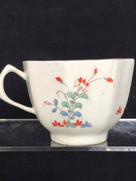 Tasse à thé à motif de deux cailles en porcelaine West Pans. 1764-1777 