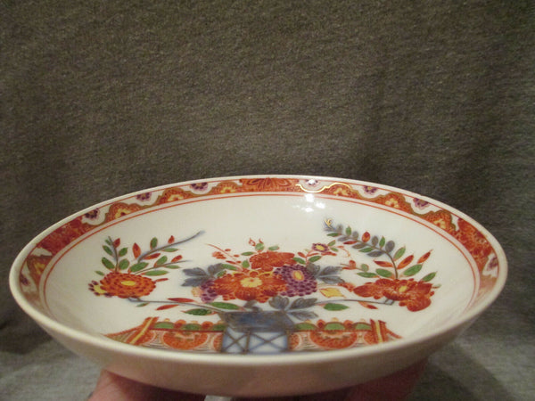 Meissen Tischenmuster Saucer, 1735