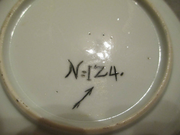 Soucoupe en porcelaine du palais japonais Meissen. Très rare.
