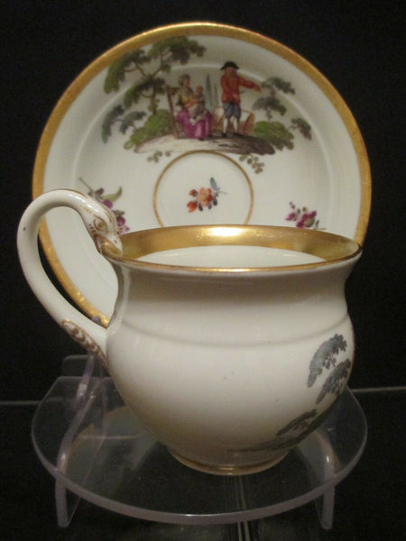 Tasse et soucoupe scène Tenniers en porcelaine de Meissen (1)