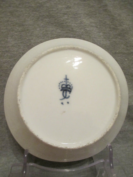 Porcelaine de Frankenthal, soucoupe à figures grecques. Carl Theodor des années 1700 (2 sur 2)