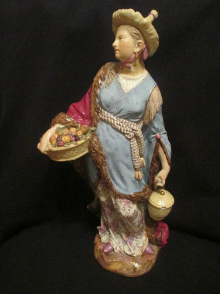 Une Grande Figure Féminine Malabar En Porcelaine De Meissen 19ème 
