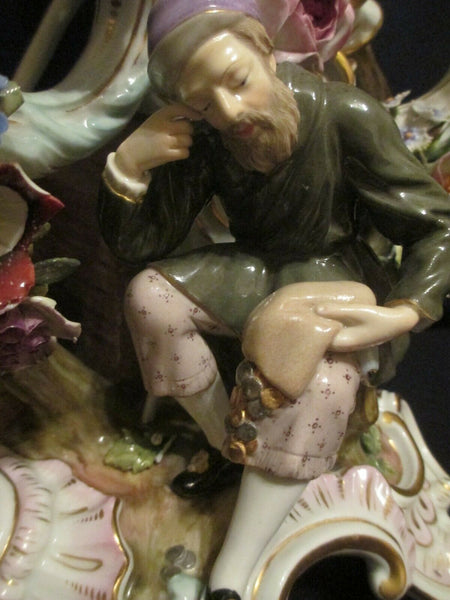 Candélabre figuratif en porcelaine de Meissen, Homme avec un sac d'argent 19ème siècle 